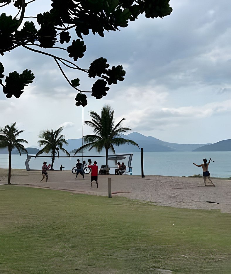 Casa condomínio, frente praia, sinuca, área kids