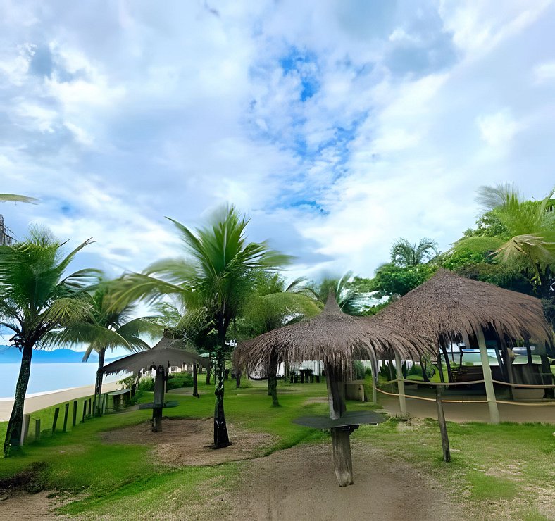 Casa condomínio, frente praia, sinuca, área kids